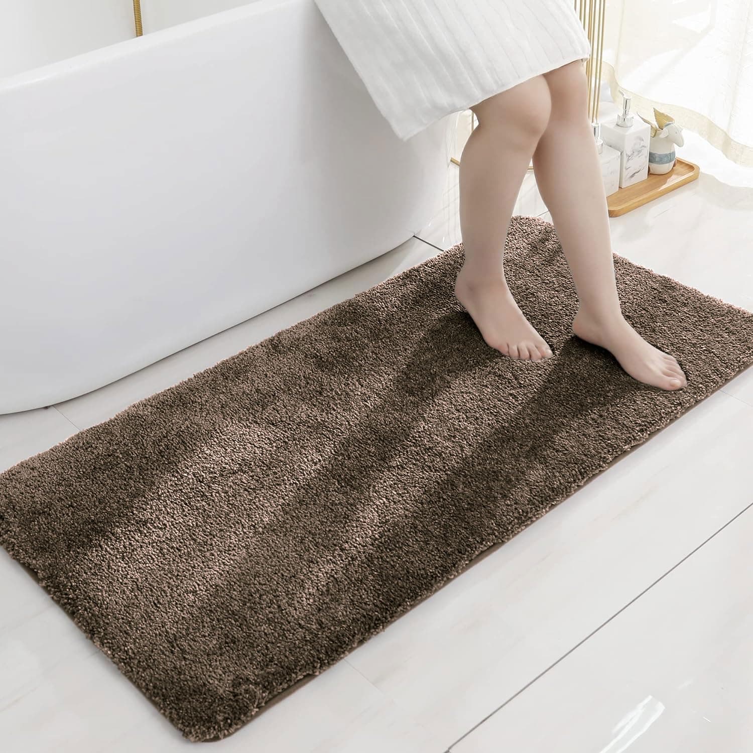 Flooring India Co Newman Bath Mat 2500 GSM Super Soft Microfiber Anti Skid Slip Water Absorbent Bathroom Mats for Bedroom, Home, Door (60x90 cm, Chocolate)