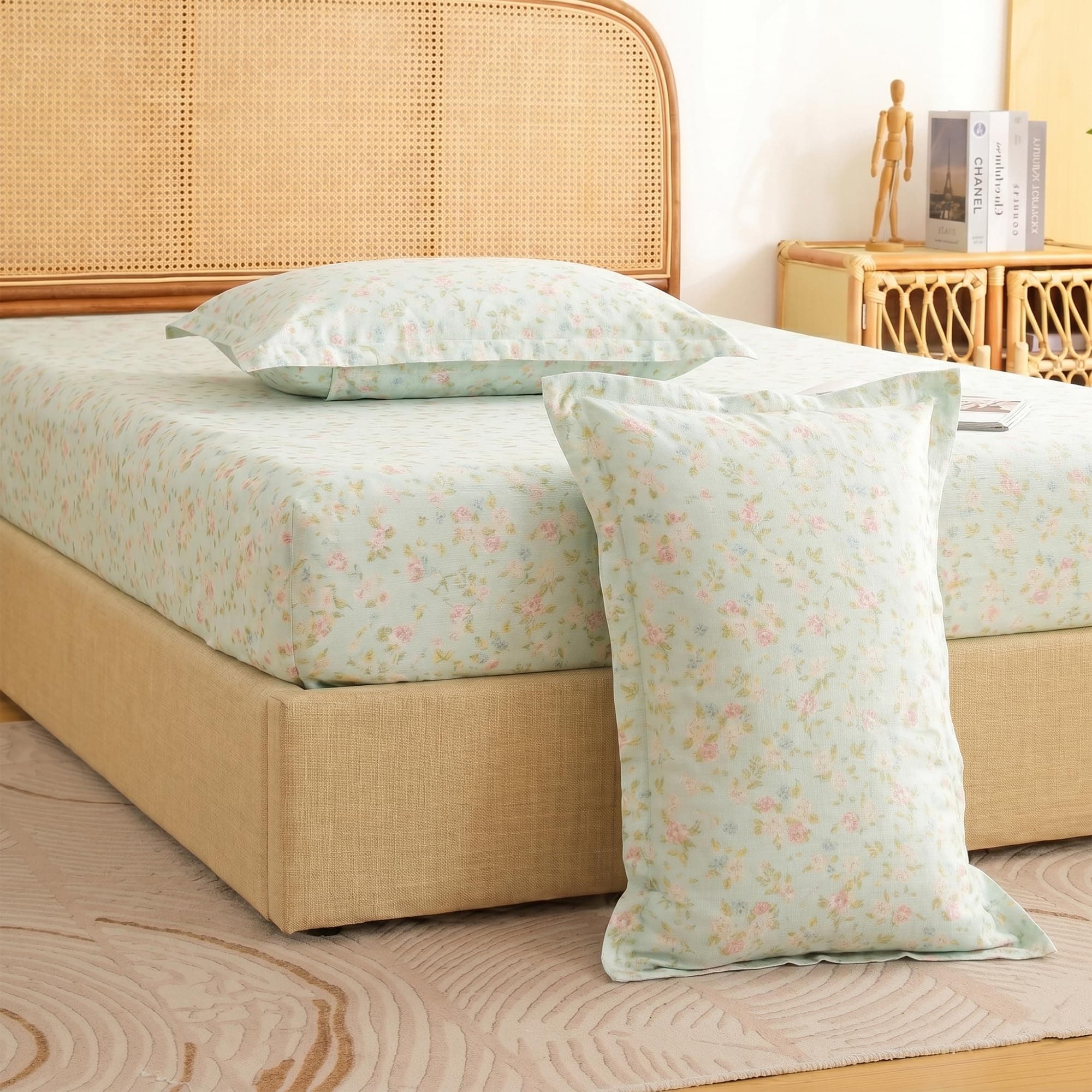 Story@Home King Size Air Cotton Bedsheet 240 TC Fitted Sheet with 2 Pillow Covers, Soft & Durable Bed Sheet for King Bed (270 x 250 cm, Floral Print, Light Blue & Peach)