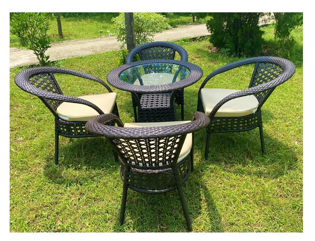 DEVOKO 5-Piece Outdoor Wicker Patio Dining Set All-Weather Resistant for Poolside, Lawn, Porch, Garden (Dark Brown & Cream)
