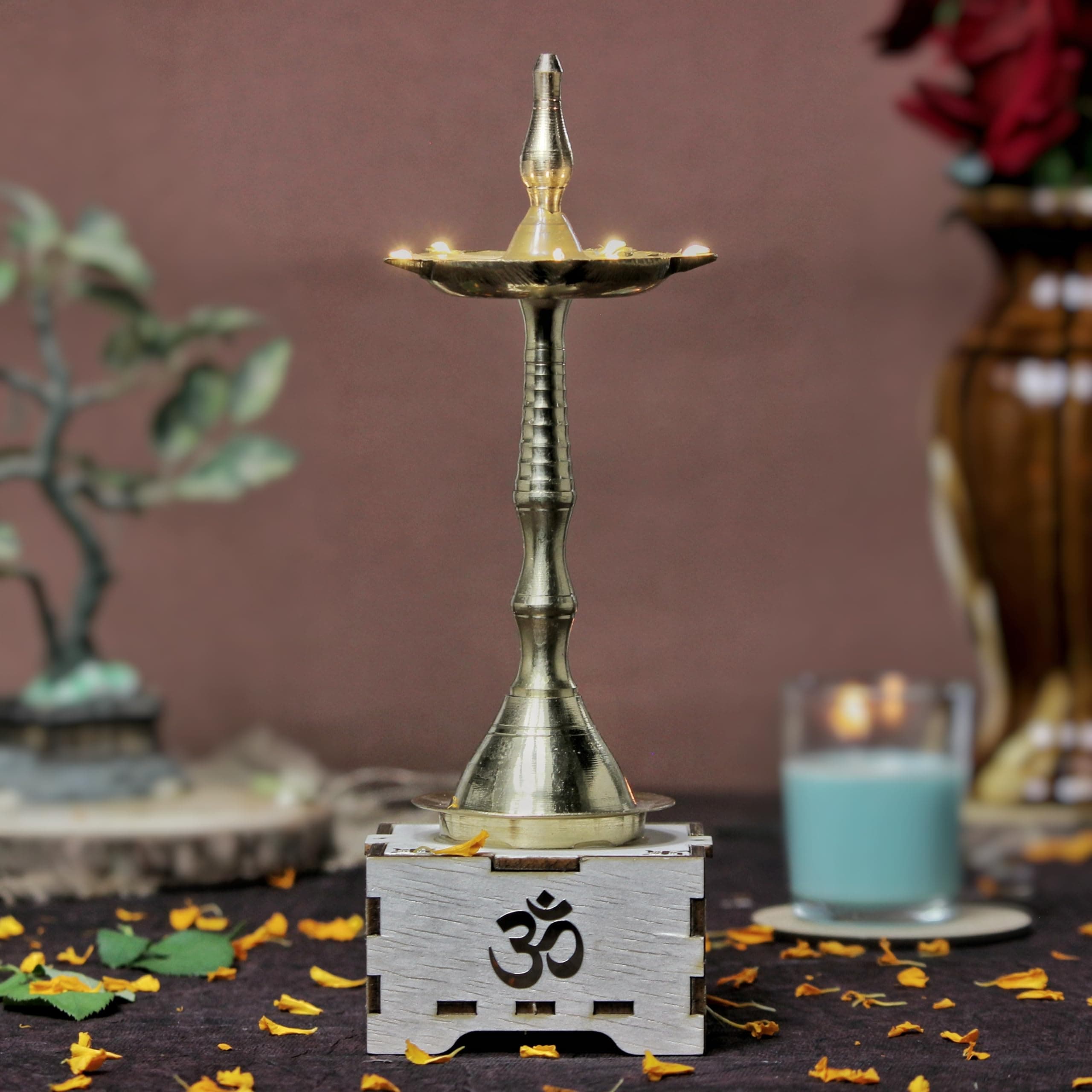 SolarBasket Brass Akhand Solar Diya for Puja,Temple,Home Decoration 5 Bati(Vat) Battery Operated Light Samai Gifting Diva for Pooja,LED Wicks Jyoti Aarti Deepak (Pack of 1), Golden
