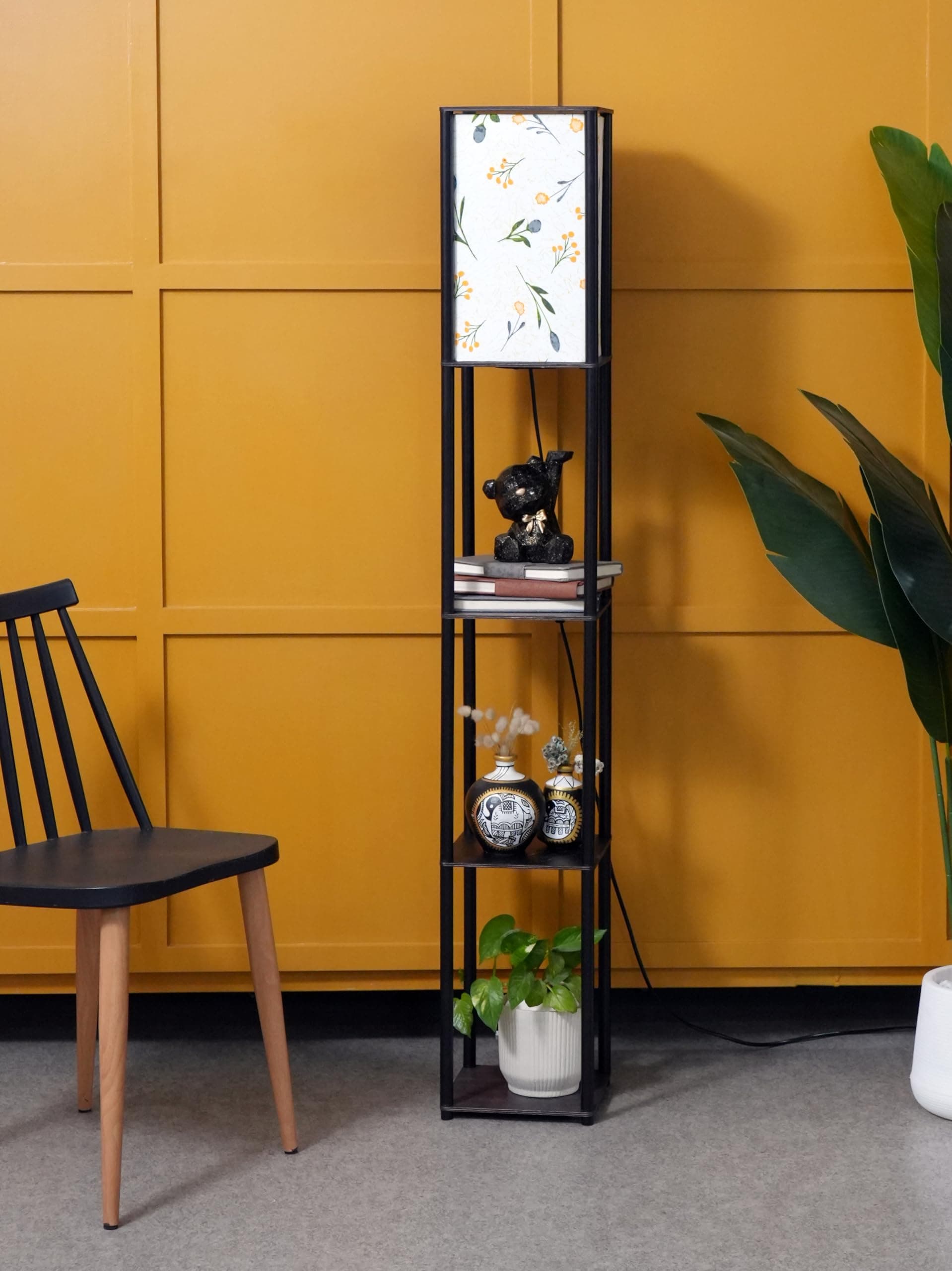 Crosscut Furniture Tower Floor Lamp with Printed Shade (Farm Petal)