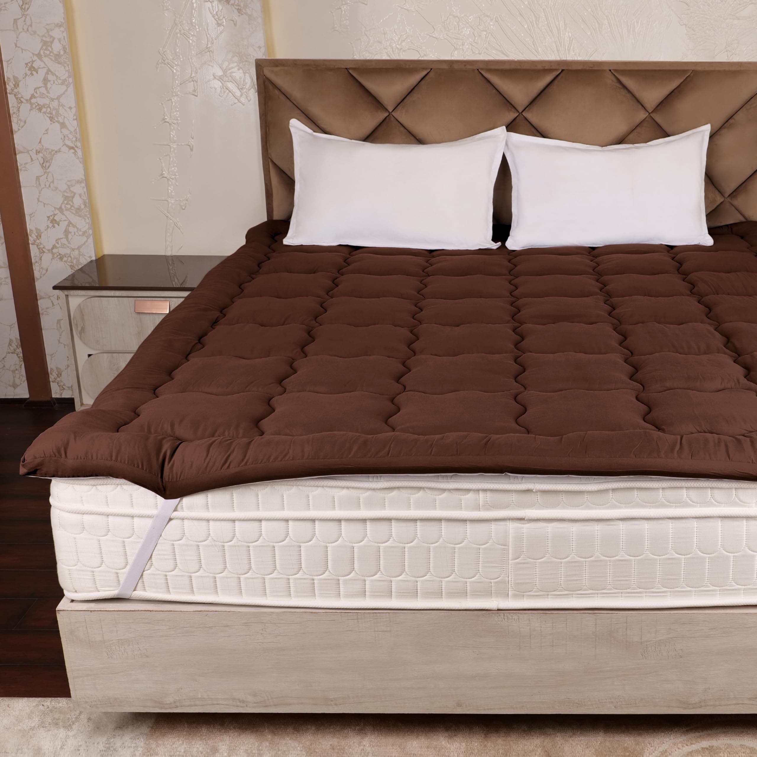 AVI Super Soft 500 GSM Microfiber Bed Mattress Topper for King Size 78x72 Inch | All Season Comfortable Sleep 2 Inch Thick Mattresses Padding King Size -(Coffee, 6.5x6 Feet, 4 Corners Elastic Band)