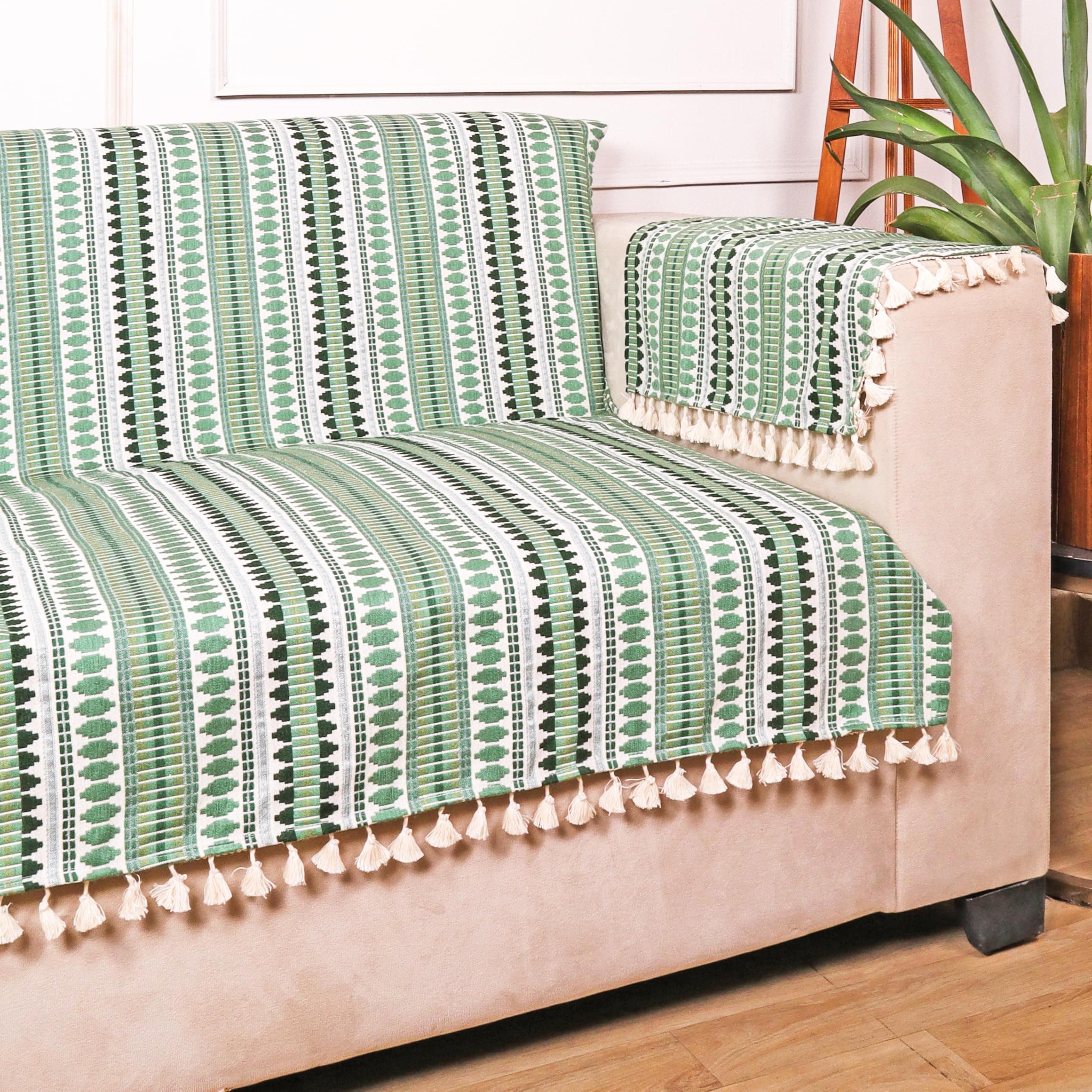 STITCHNEST Woven 3 Seater Sofa Protector with 2 Hand Rest Covers – Green & White Stripe Design – Washable Fabric with Tassels – Stylish Sofa Cover for Modern Living Room & Furniture Décor