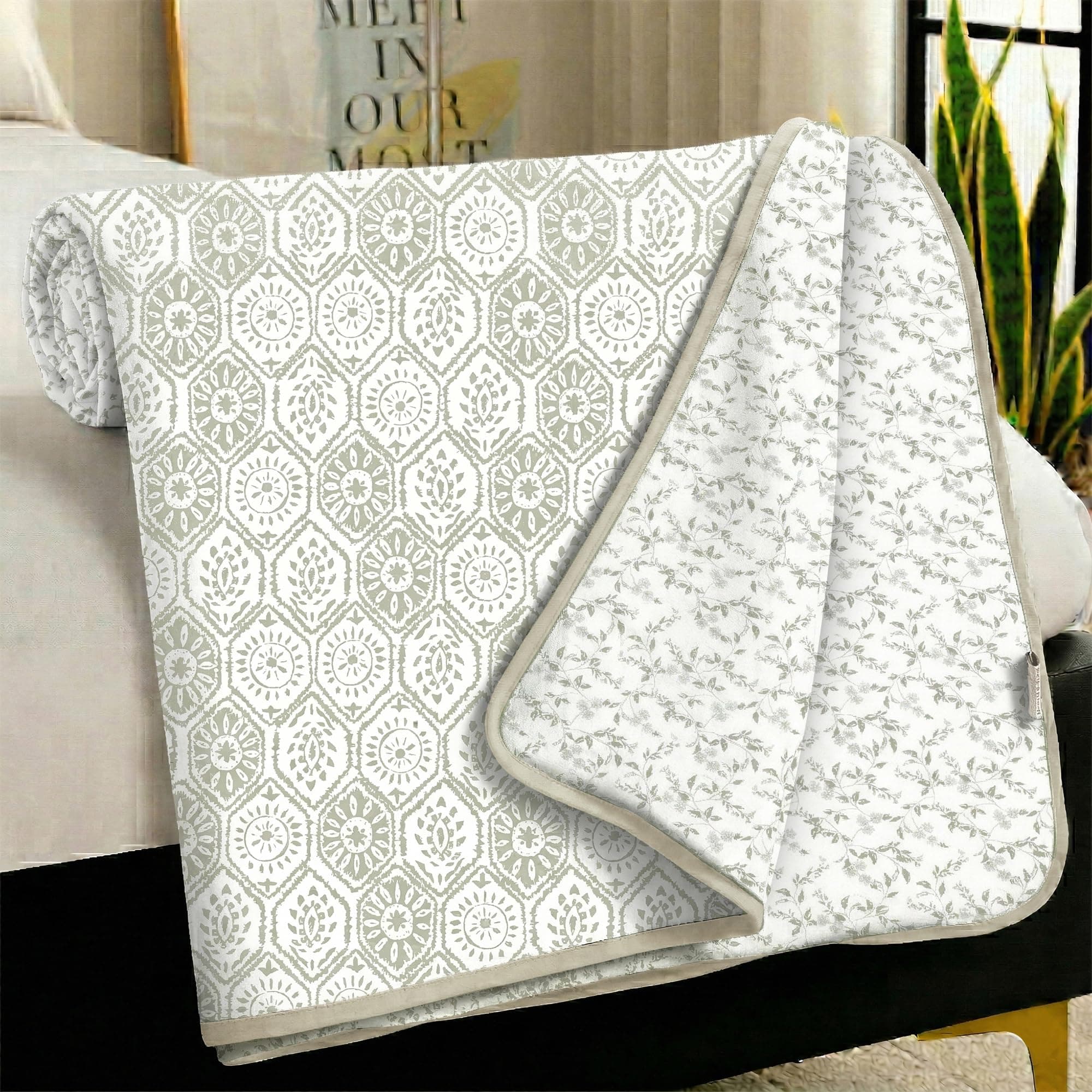 Story@Home AC Comforter Single Bed Cotton 100% | 150GSM 144 X 220 CM Quilt AC Blanket for Summer | Dohar Single Bed |Ivory & White, Leaves & Abstract Reversible Design Duvet | All-Season Blanket
